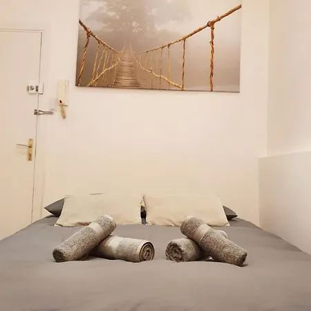 St Rome - A 2 Pas Du Capitole - Metro Apartman