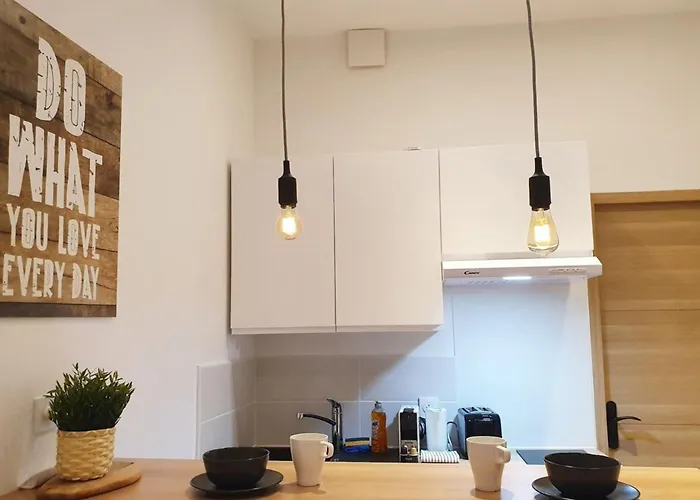 St Rome - A 2 Pas Du Capitole - Metro